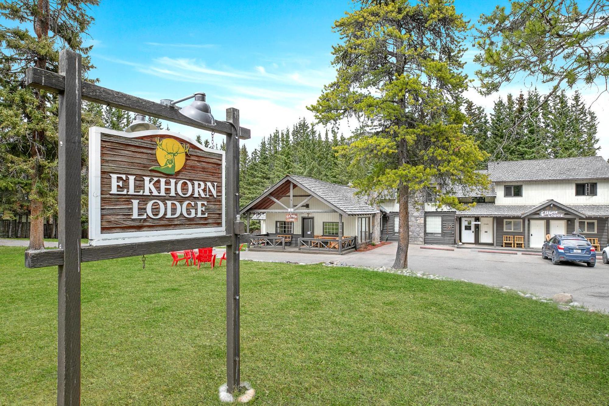 Elkhorn Lodge Vacation Rentals 뱀프 외부 사진
