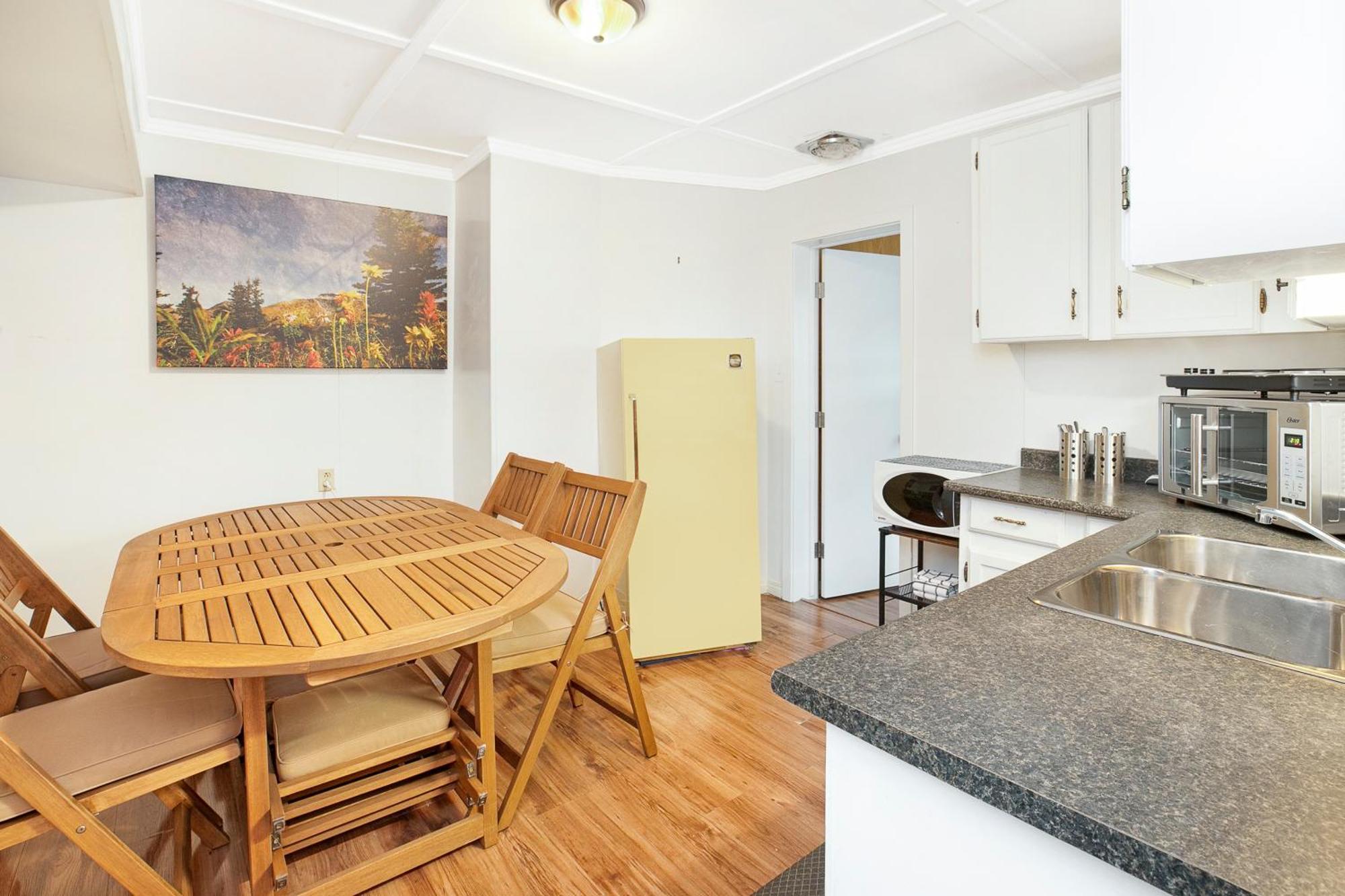 Elkhorn Lodge Vacation Rentals 뱀프 외부 사진
